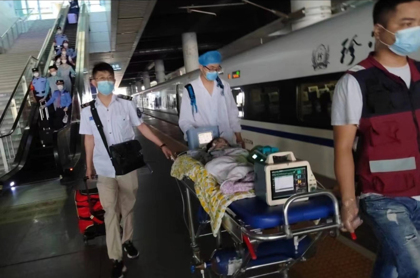 丹阳市高铁转运公司