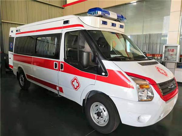 丹阳市福特V362救护车